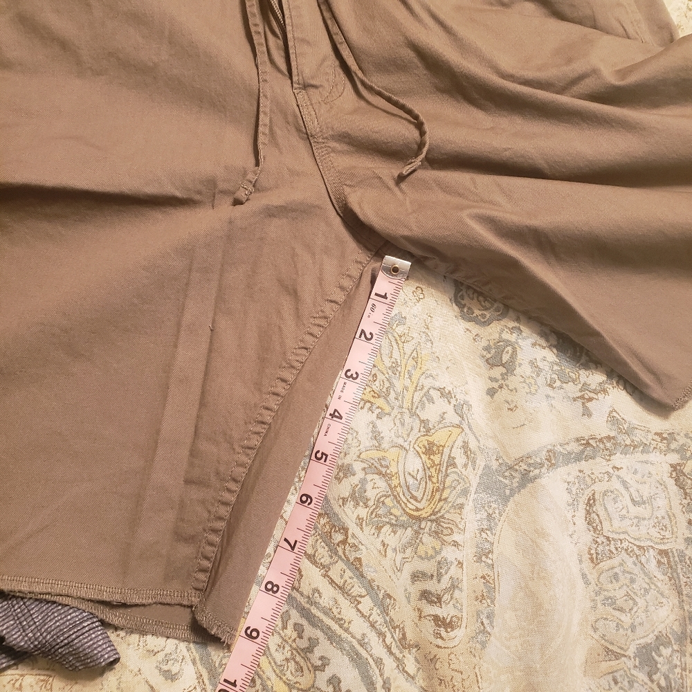 Shorts - Picture 5 of 5
